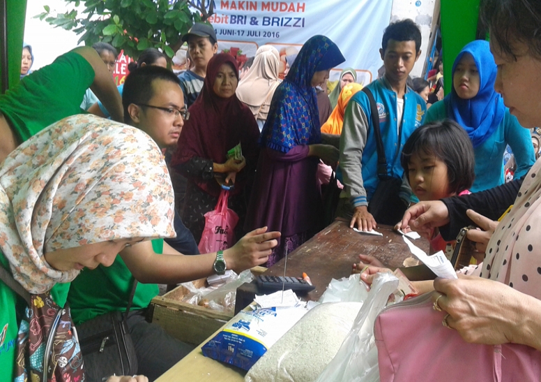 Kegiatan Pasar Murah - 3